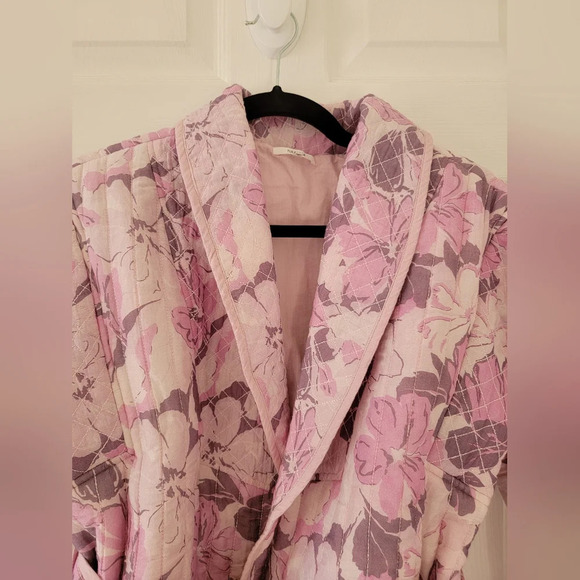 Tularosa Tate Quilted Jacket in Lyla Tropical Floral NEW - Picture 8 of 11